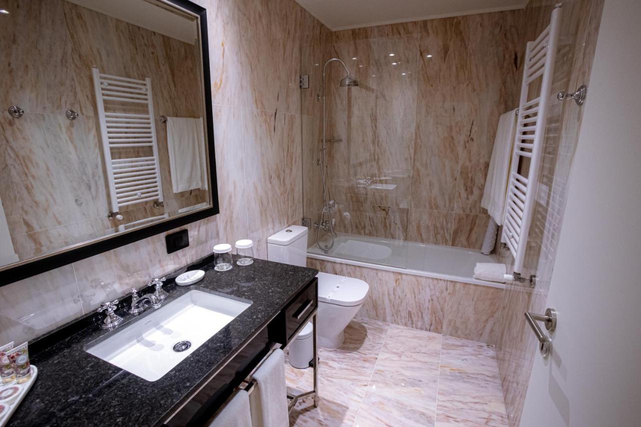 Solar Do Requeijo By Luna Hotels & Resorts Arcos de Valdevez Exterior foto Bathroom