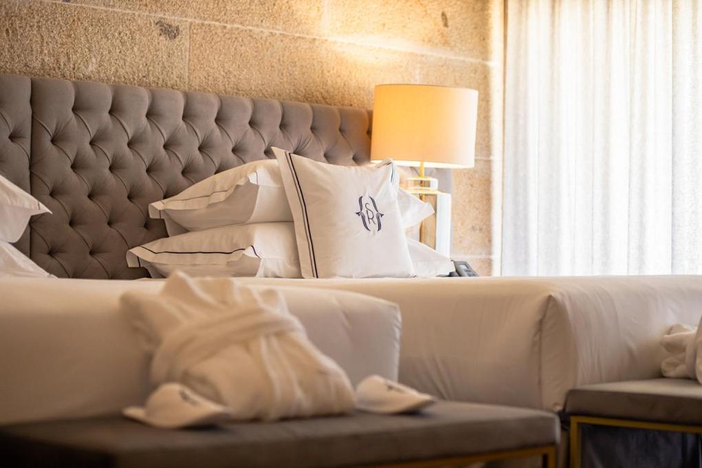 Solar Do Requeijo By Luna Hotels & Resorts Arcos de Valdevez Exterior foto A bedroom at the hotel